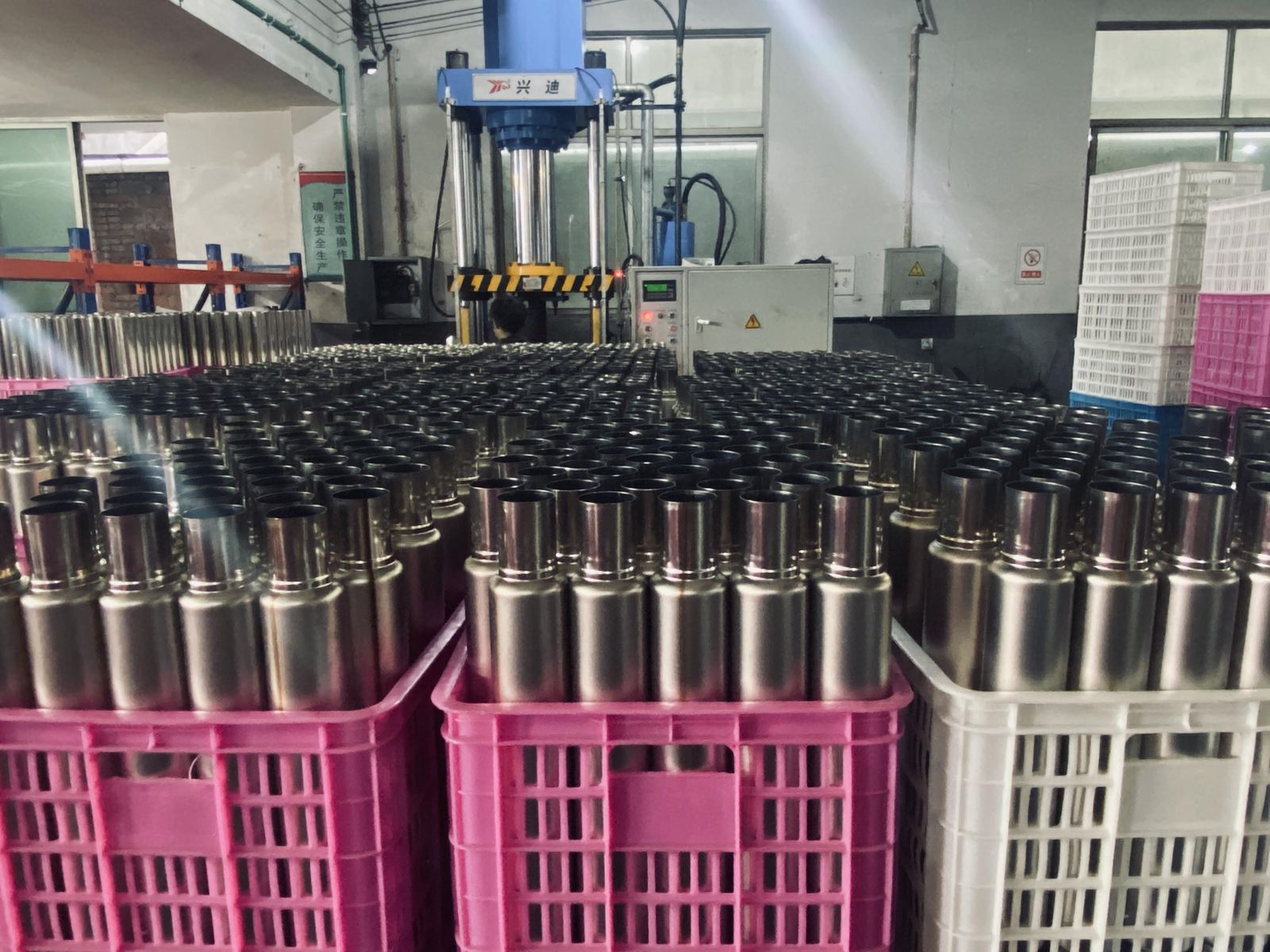 Production volume and finished drinkware at the manufacturing base
